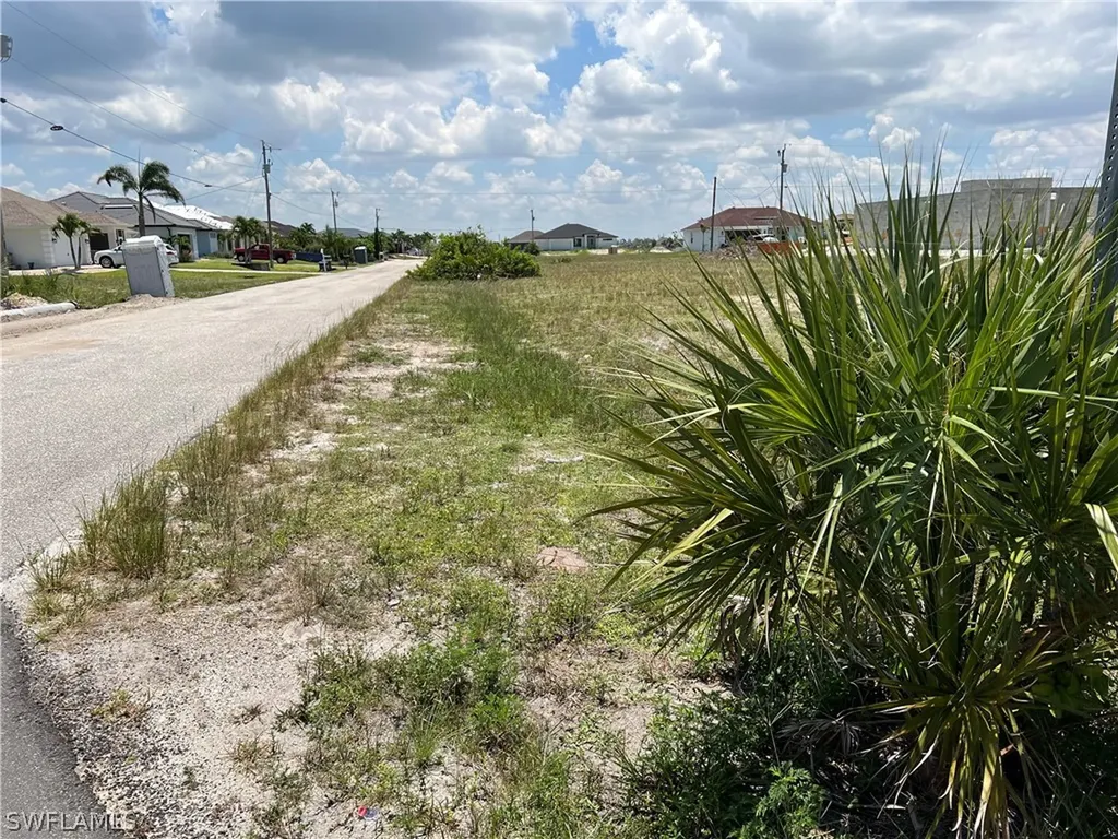 3843 NW 44th Avenue Cape Coral FL 33993