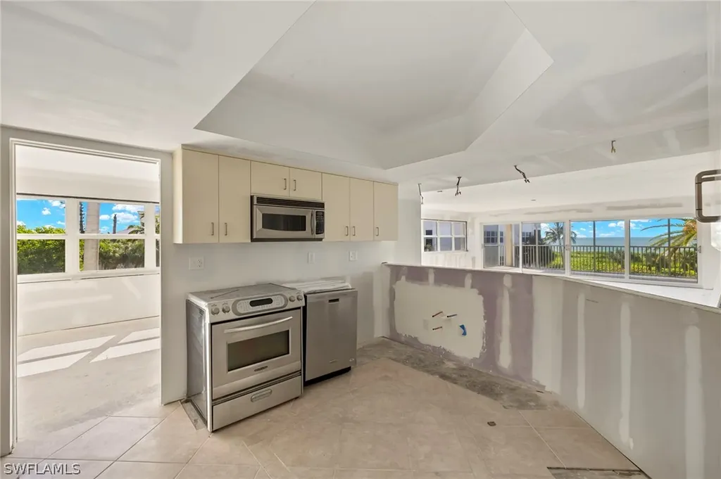 635 E Gulf Drive Sanibel FL 33957