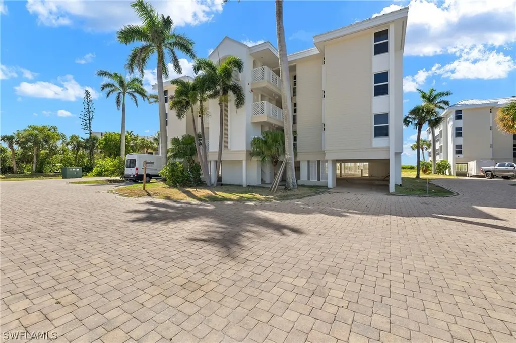 635 E Gulf Drive Sanibel FL 33957