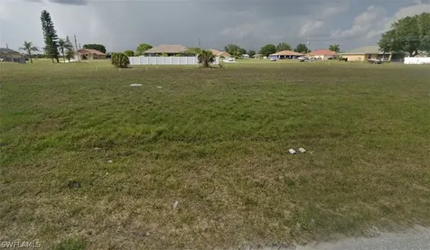 2113 NE 15th Street Cape Coral FL 33909