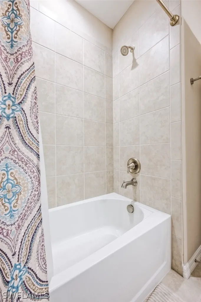 9374 Pocida Court Naples FL 34119