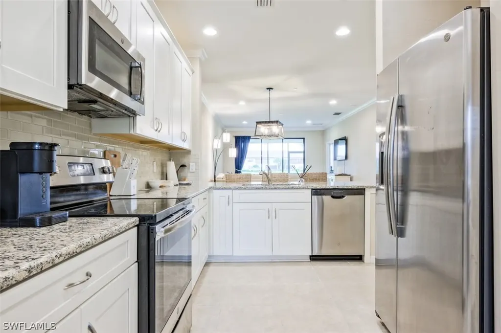 9374 Pocida Court Naples FL 34119