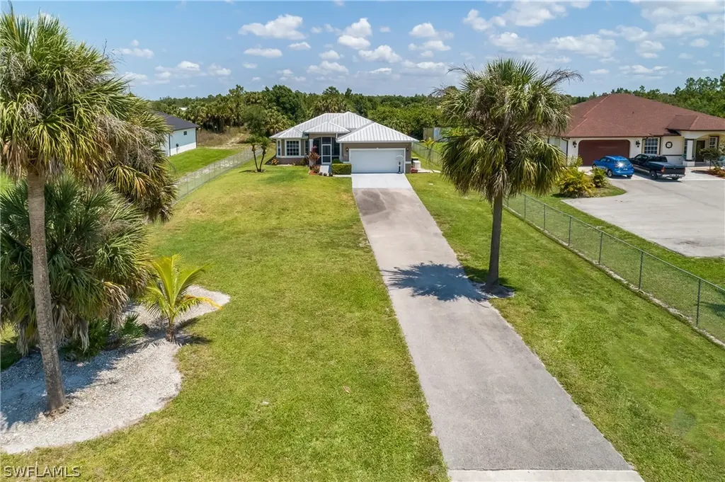 3521 24th Avenue NE Naples FL 34120