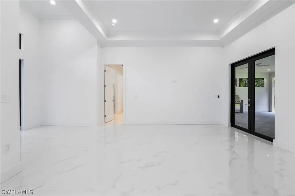 164 Jung Boulevard W Naples FL 34120