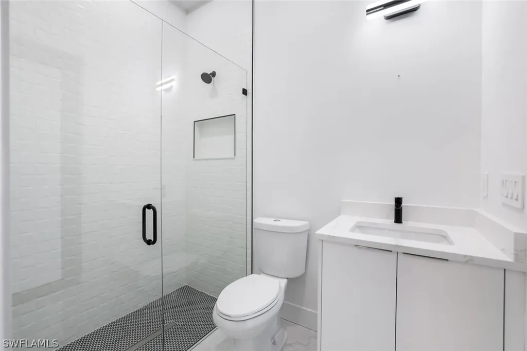 164 Jung Boulevard W Naples FL 34120