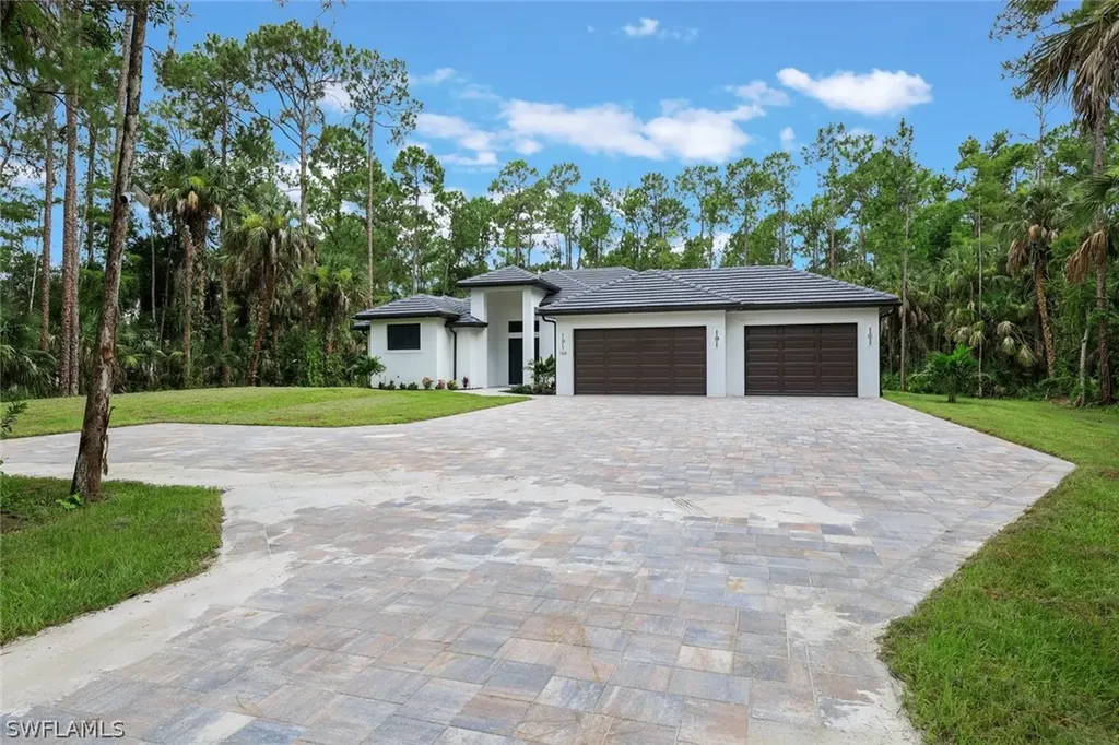 164 Jung Boulevard W Naples FL 34120