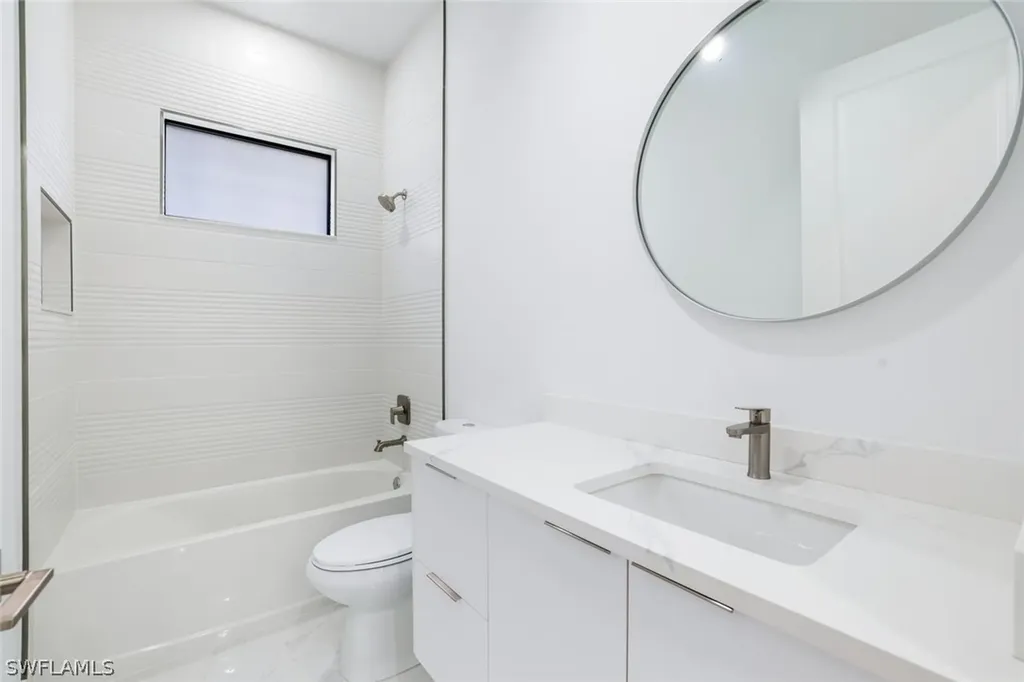 164 Jung Boulevard W Naples FL 34120