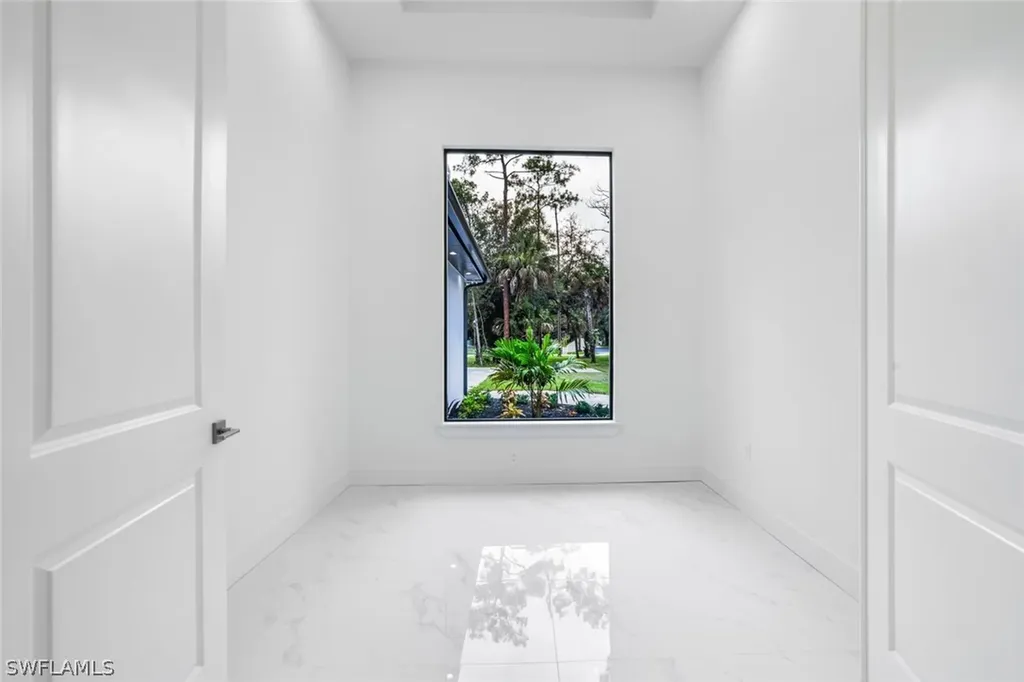 164 Jung Boulevard W Naples FL 34120