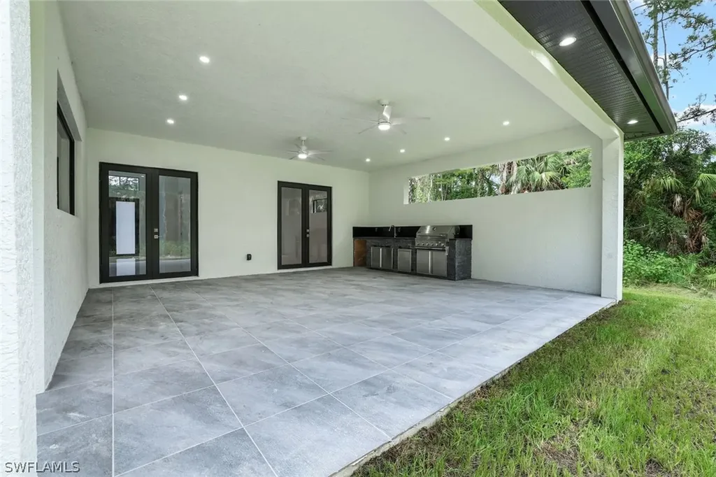 164 Jung Boulevard W Naples FL 34120