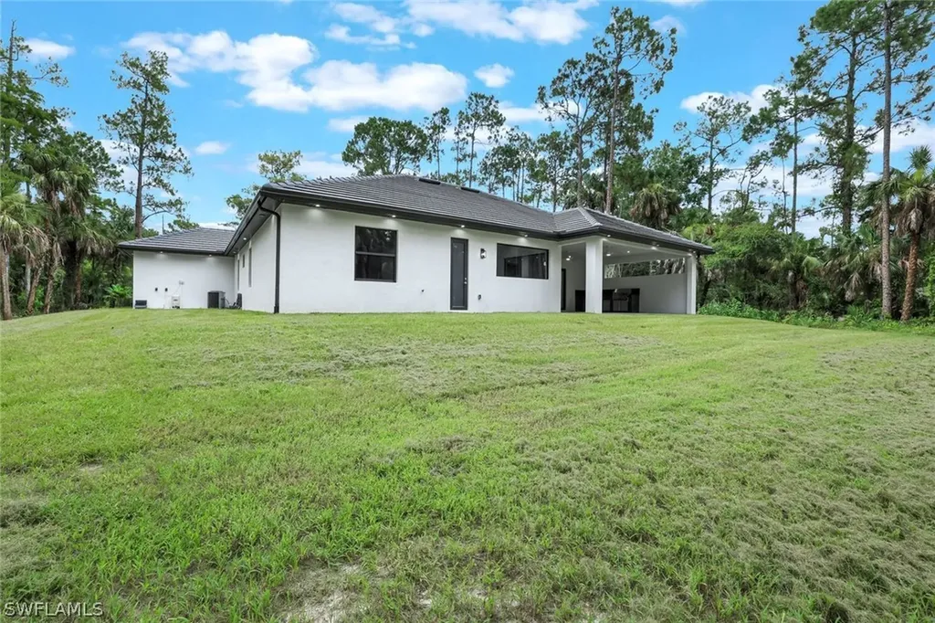 164 Jung Boulevard W Naples FL 34120