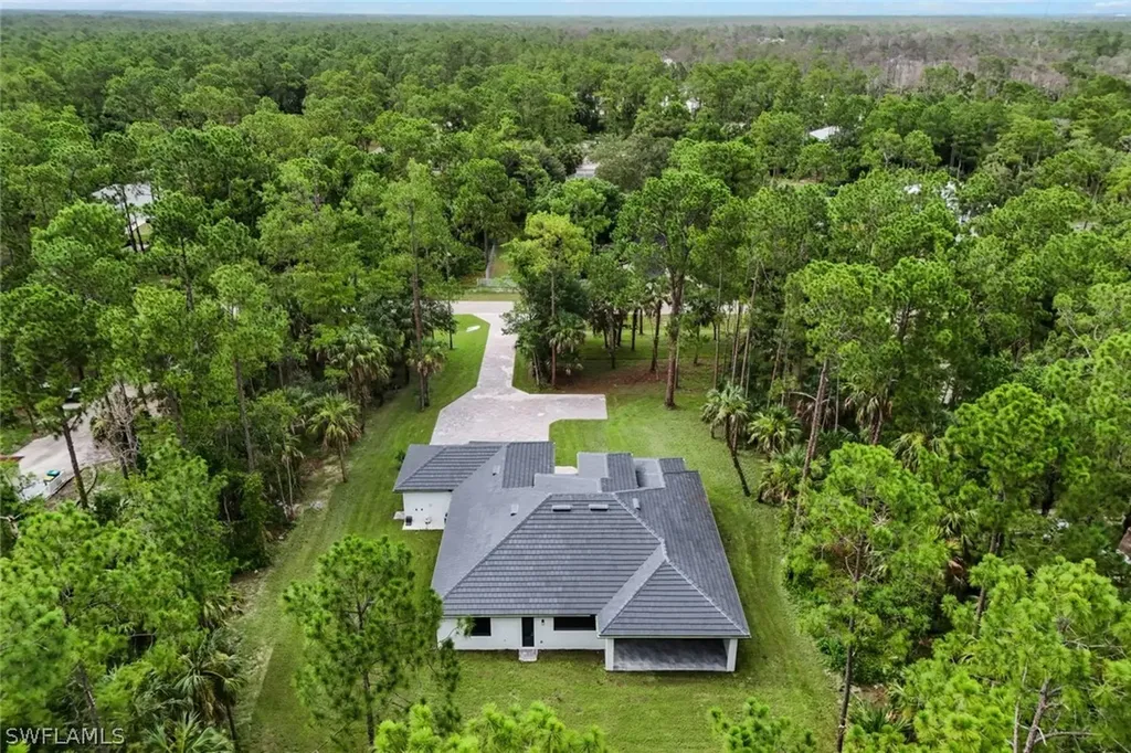 164 Jung Boulevard W Naples FL 34120