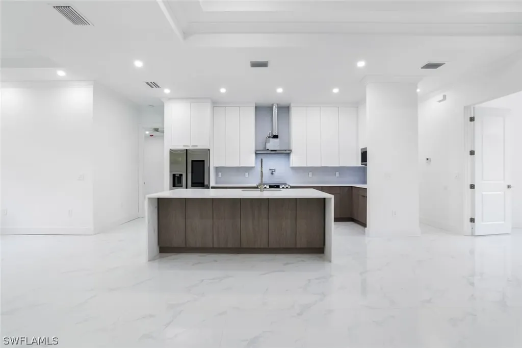 164 Jung Boulevard W Naples FL 34120