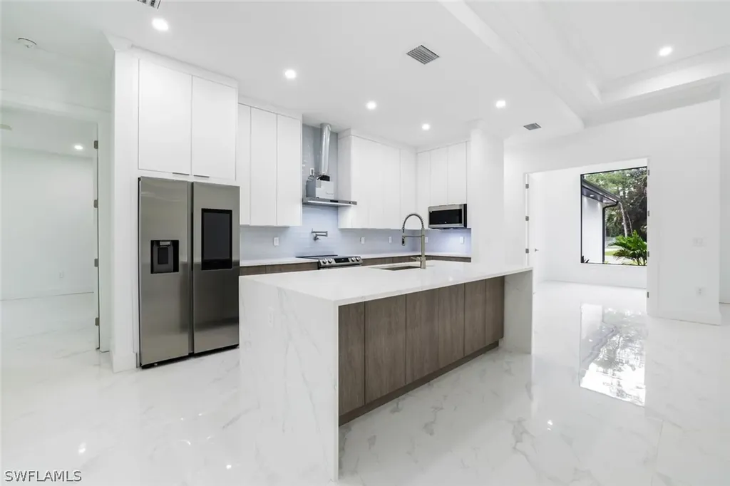 164 Jung Boulevard W Naples FL 34120
