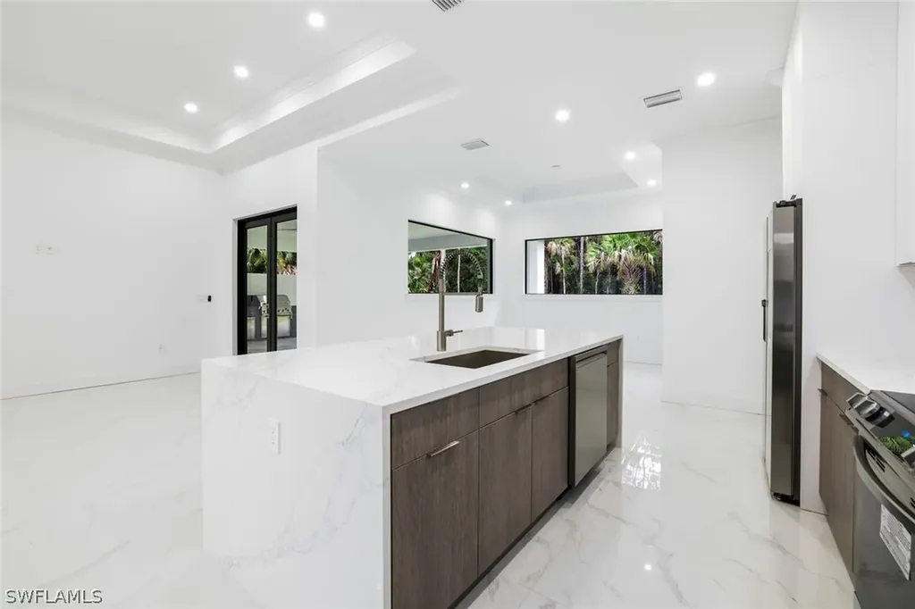 164 Jung Boulevard W Naples FL 34120