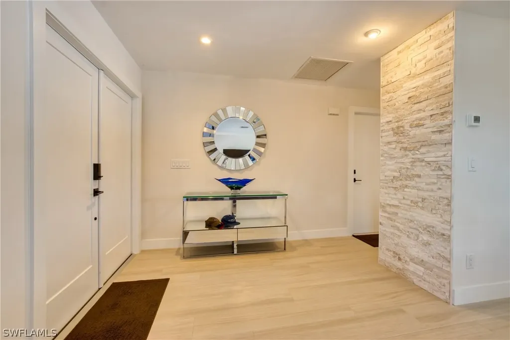 1921 SE 44th Street Cape Coral FL 33904