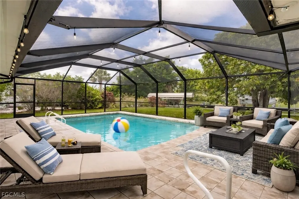 5246 Tower Drive Cape Coral FL 33904