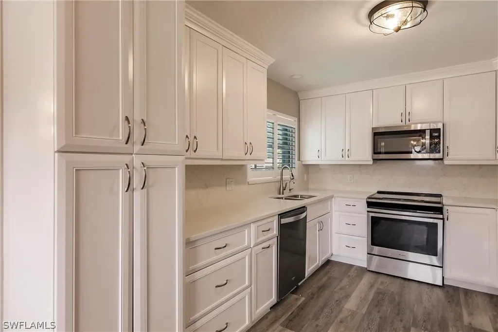 5246 Tower Drive Cape Coral FL 33904
