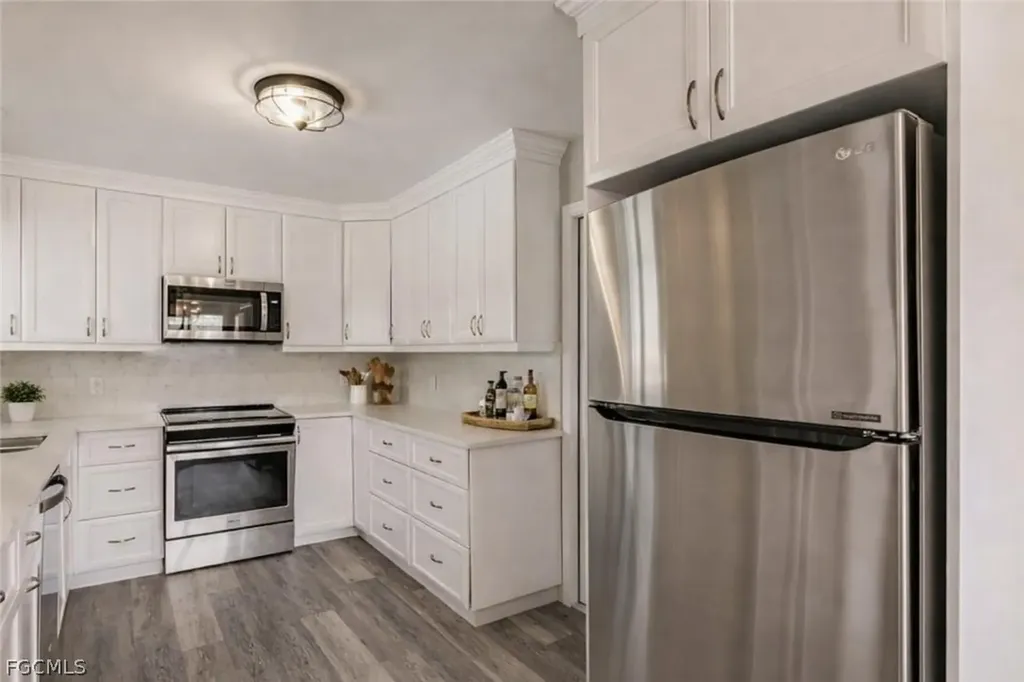 5246 Tower Drive Cape Coral FL 33904