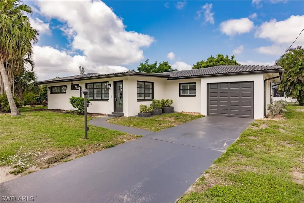 5246 Tower Drive Cape Coral FL 33904