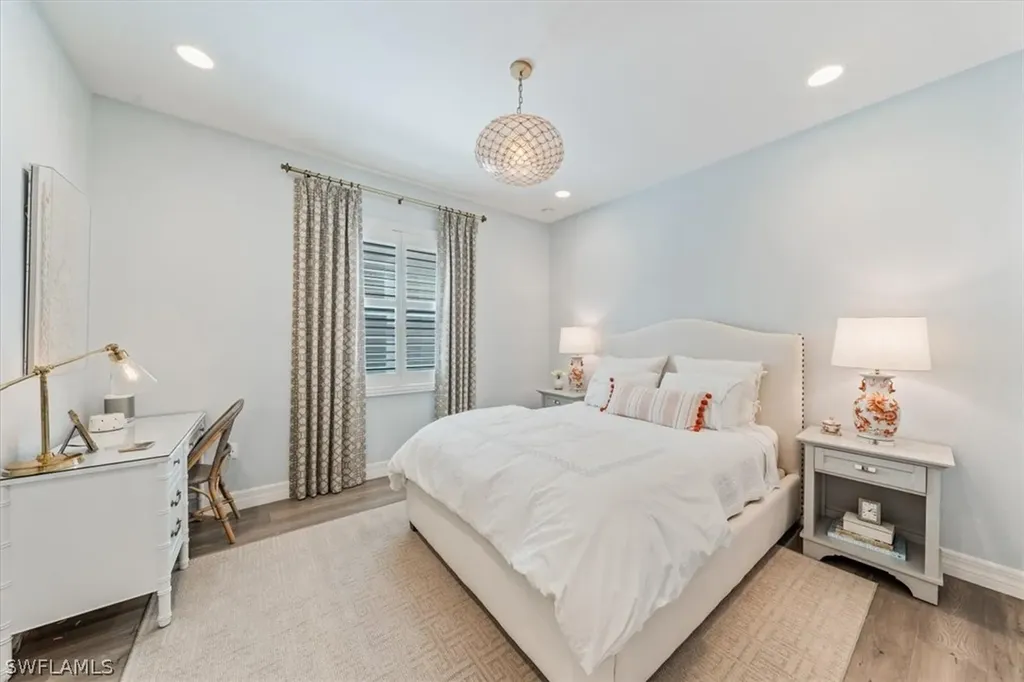 13564 Mandarin Circle Naples FL 34109