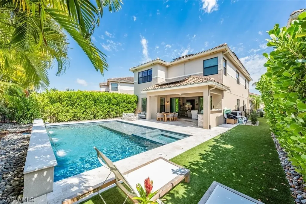 13564 Mandarin Circle Naples FL 34109