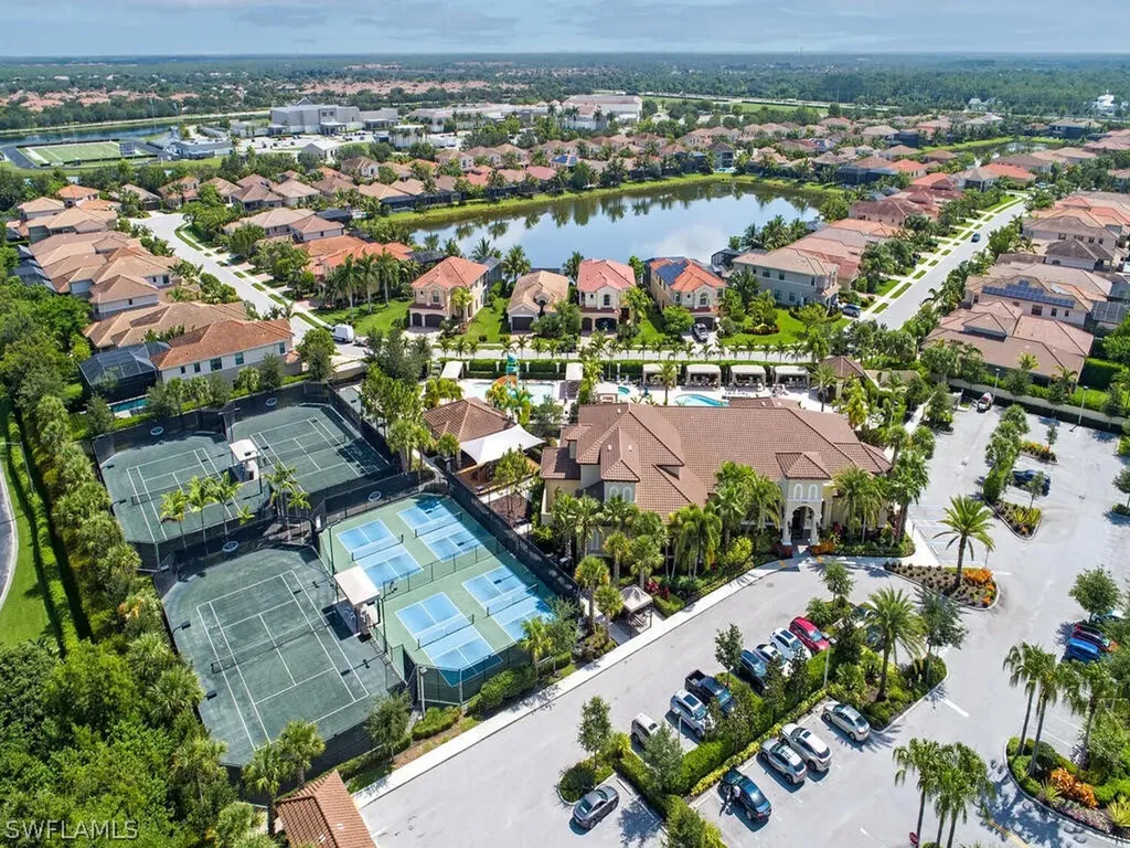 13564 Mandarin Circle Naples FL 34109