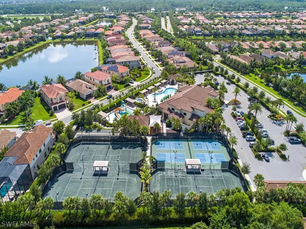 13564 Mandarin Circle Naples FL 34109