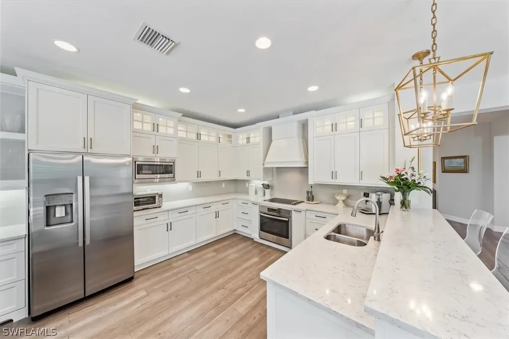 13564 Mandarin Circle Naples FL 34109