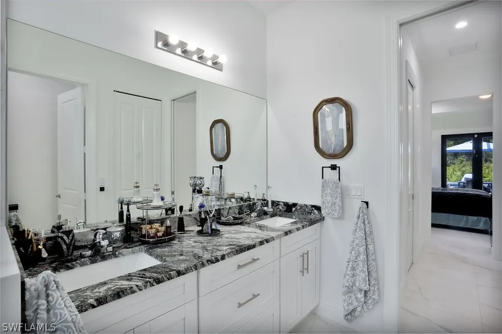 2007 22nd Avenue NE Naples FL 34120