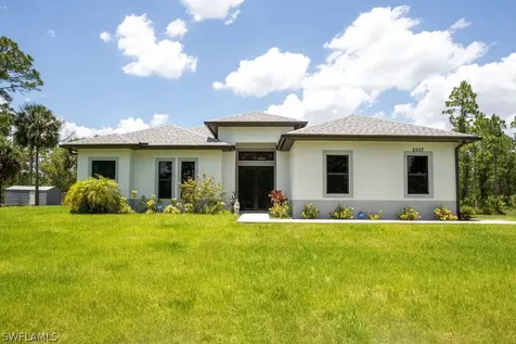 2007 22ND Avenue NE Naples FL 34120