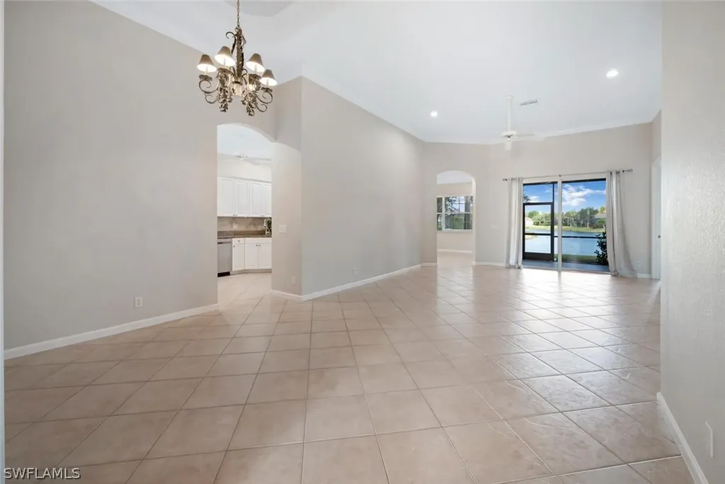 15825 Delaplata Lane Naples FL 34110