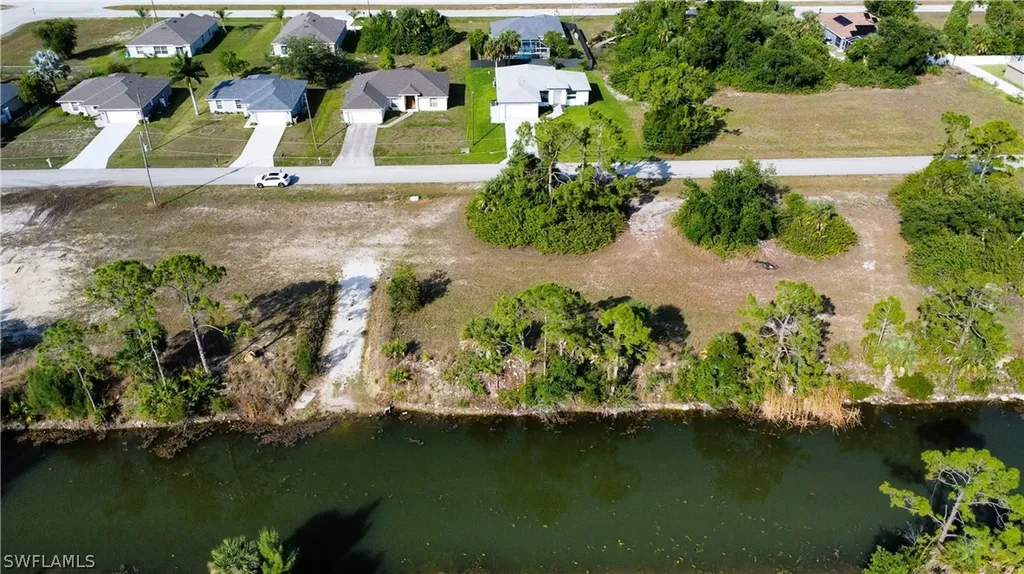 4126 NE 19th Place Cape Coral FL 33909