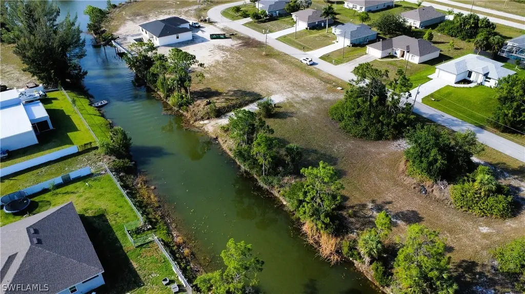 4126 NE 19th Place Cape Coral FL 33909