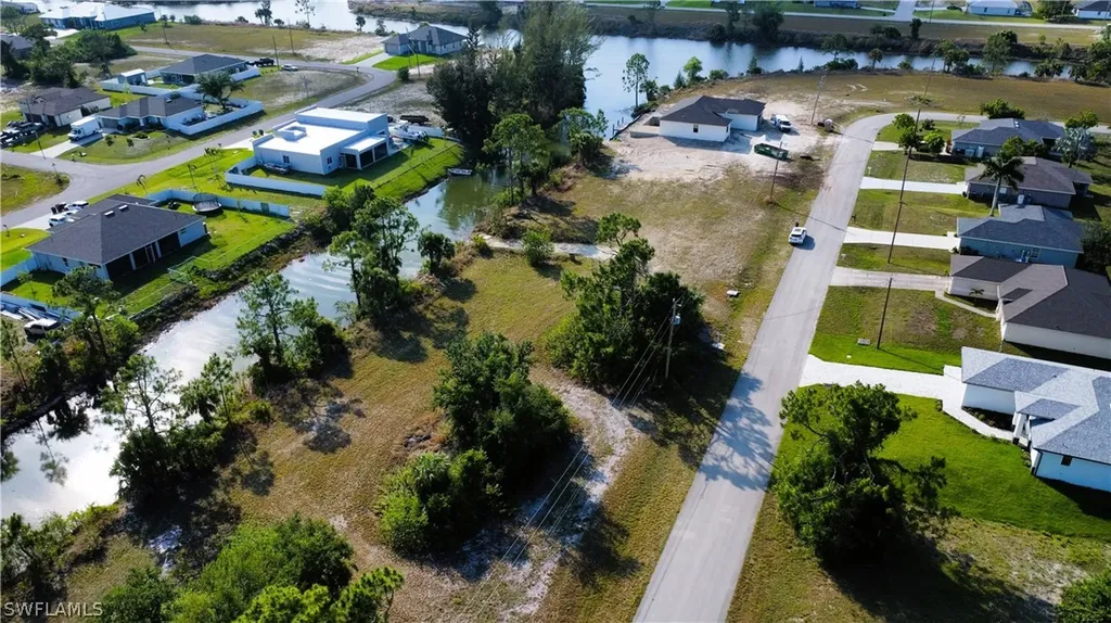4126 NE 19th Place Cape Coral FL 33909