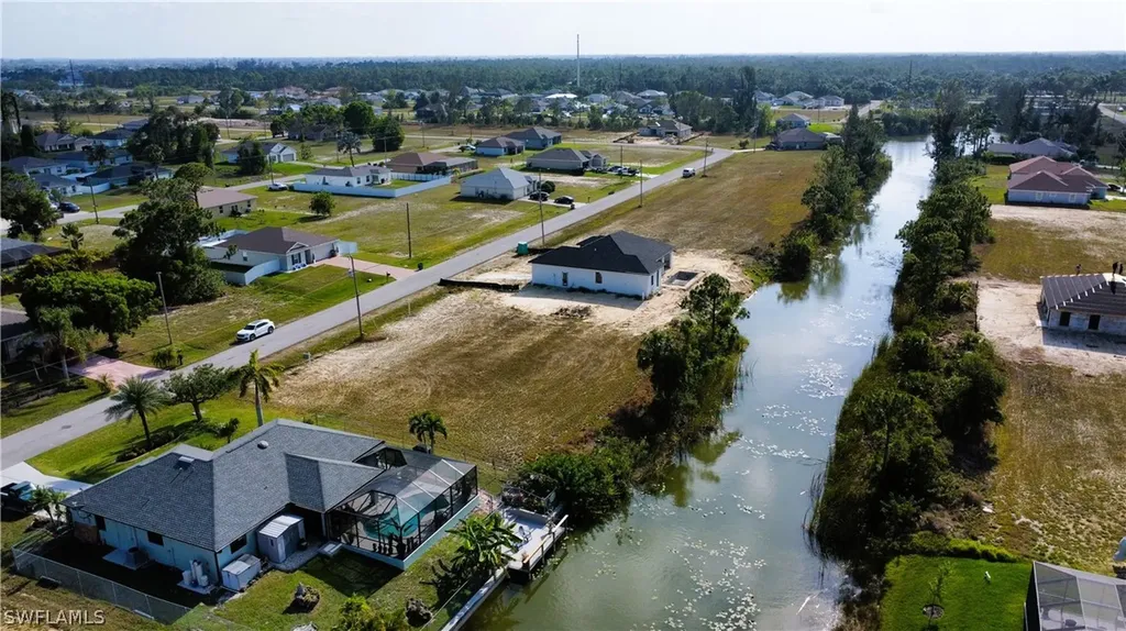 1019 NE 34th Terrace Cape Coral FL 33909