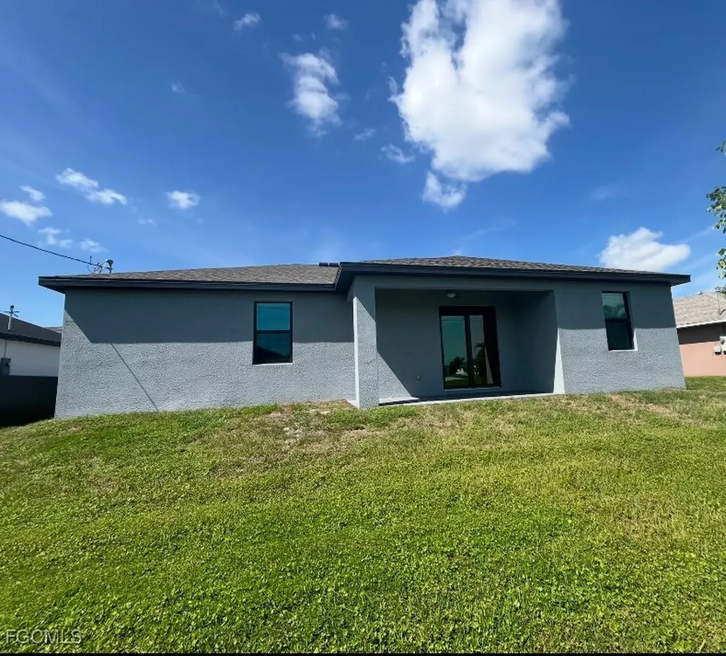 1808 SW 38th Terrace Cape Coral FL 33914