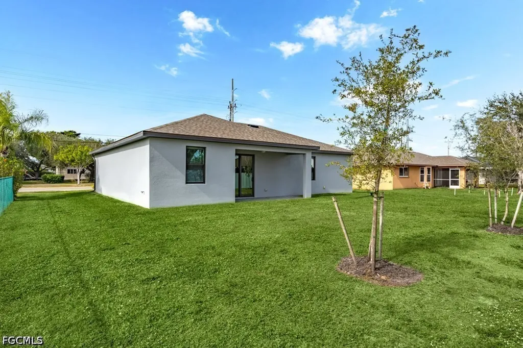 3235 Santa Barbara Boulevard Cape Coral FL 33914