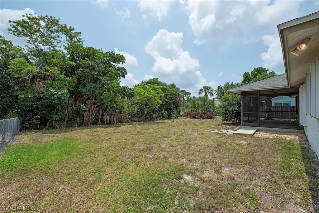 1890 51st Street SW Naples FL 34116