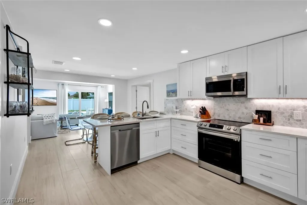 831 102nd Avenue N Naples FL 34108