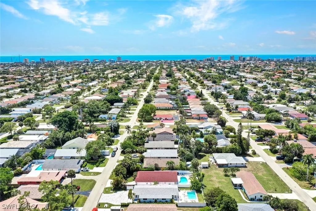 831 102nd Avenue N Naples FL 34108