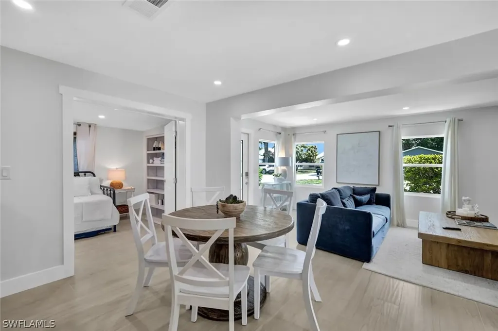 831 102nd Avenue N Naples FL 34108