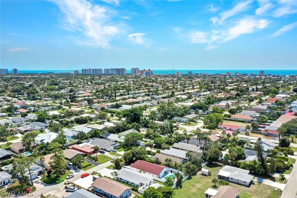 831 102nd Avenue N Naples FL 34108