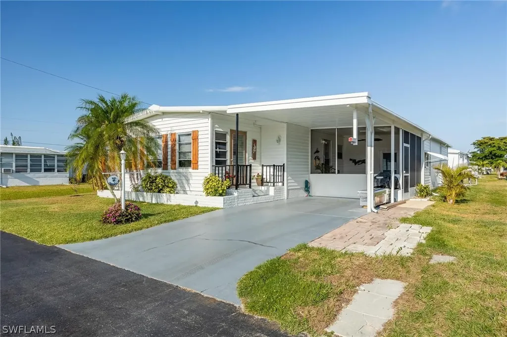 820 Peaceful Drive North Fort Myers FL 33917