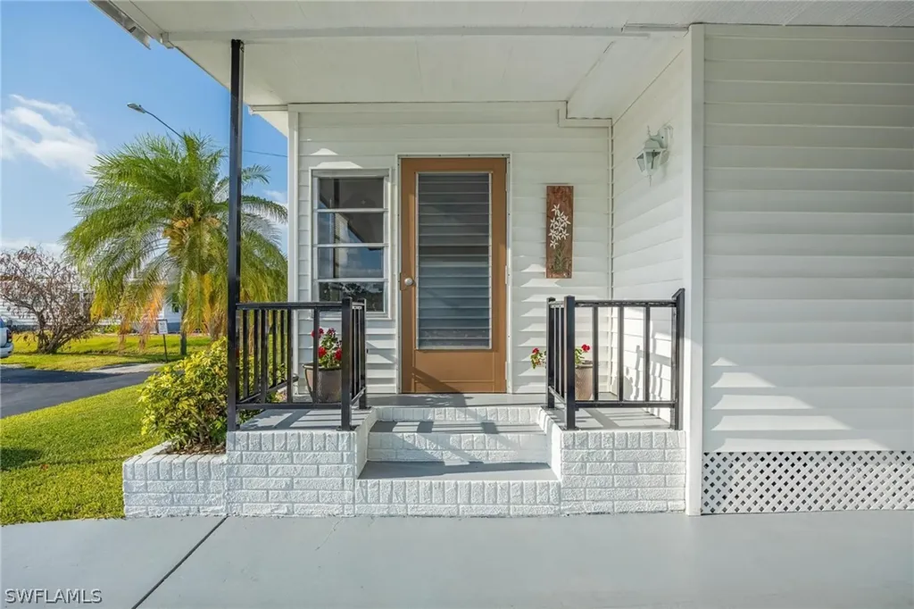 820 Peaceful Drive North Fort Myers FL 33917