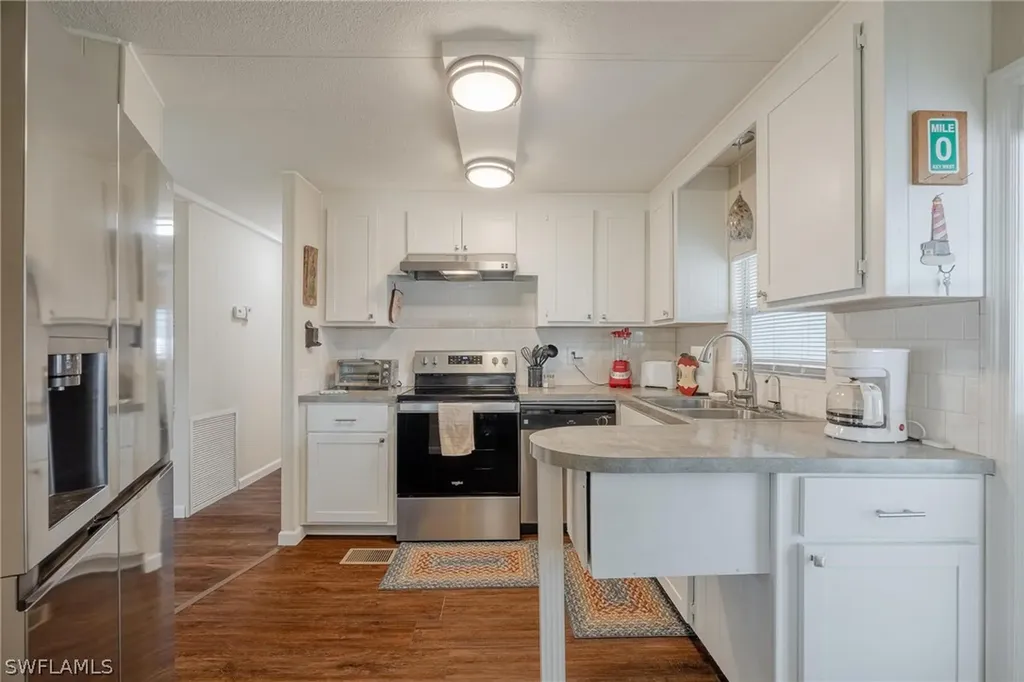 820 Peaceful Drive North Fort Myers FL 33917