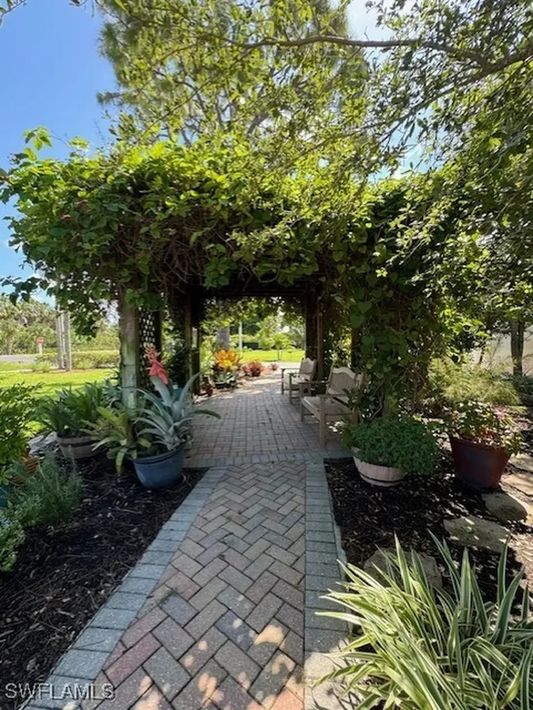 4696 Leilani Lane Bonita Springs FL 34134