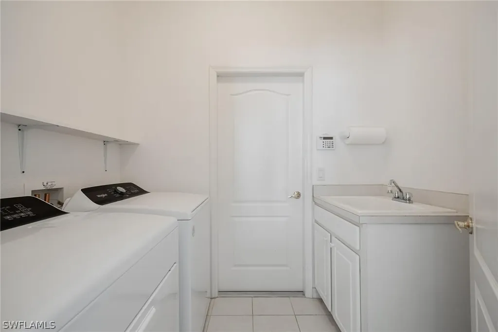 416 NW 20th Street Cape Coral FL 33993