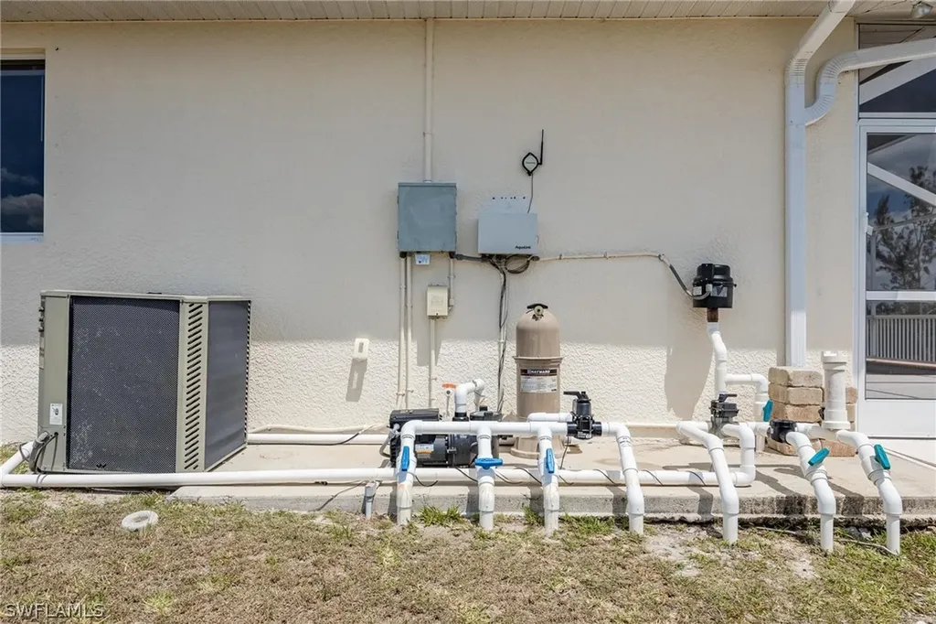 416 NW 20th Street Cape Coral FL 33993
