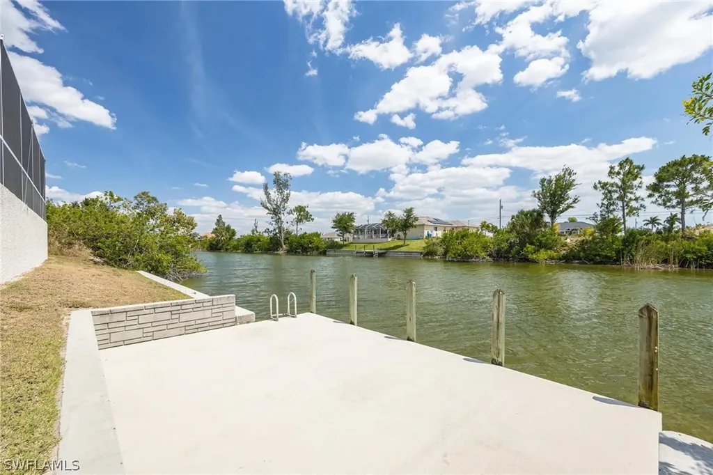 416 NW 20th Street Cape Coral FL 33993