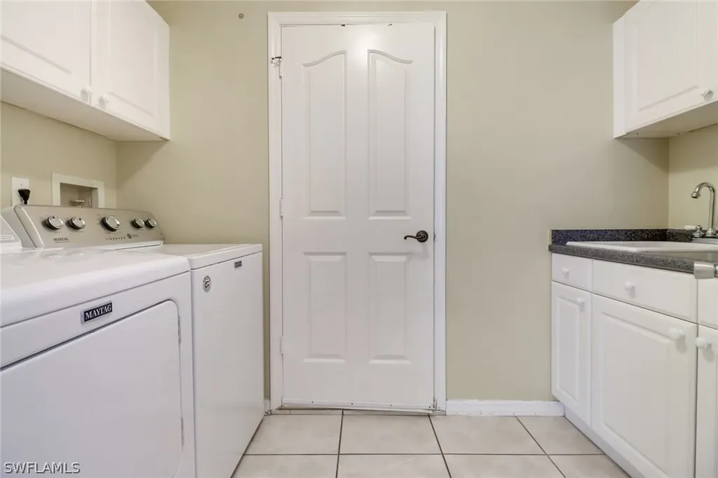1709 San Bernadino Way Naples FL 34109
